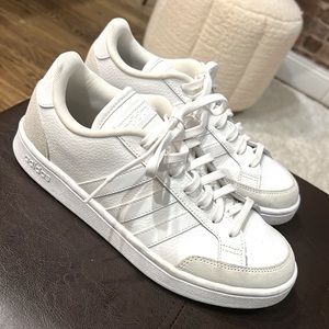 Adidas sneakers white with crème details